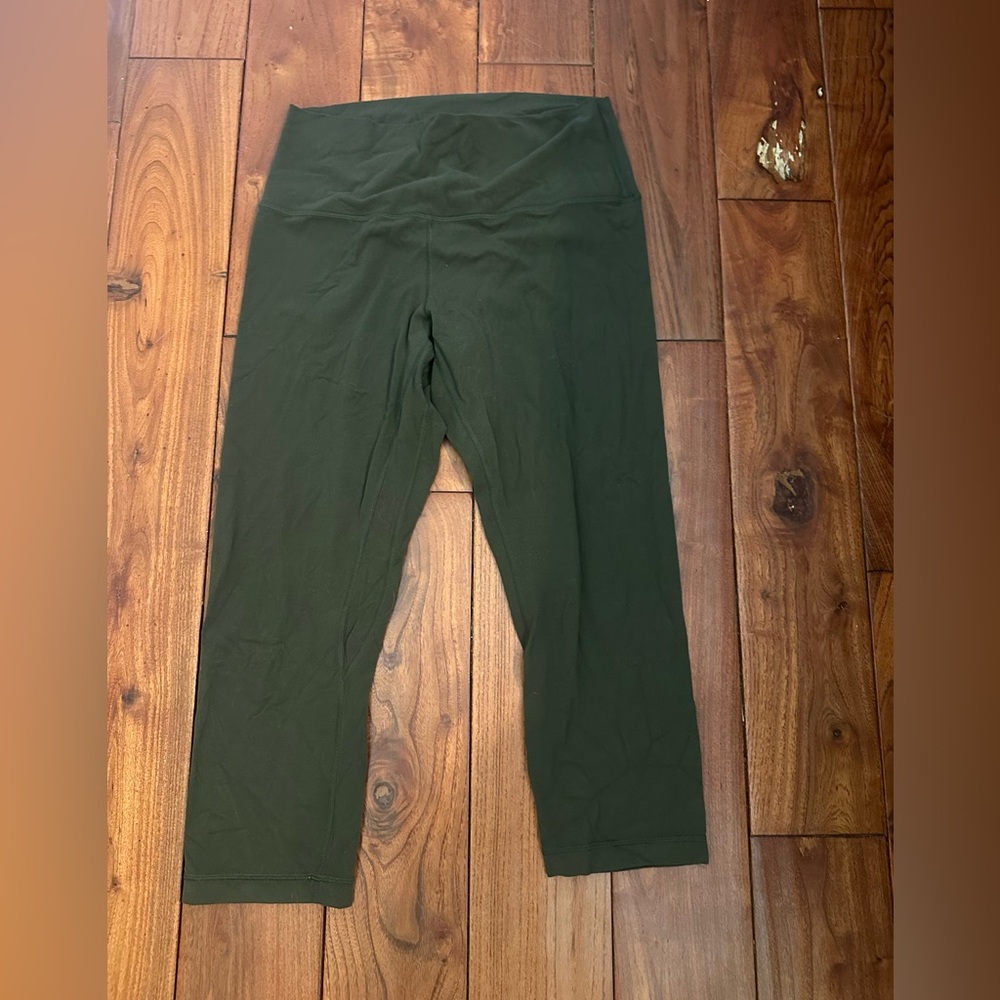 Lululemon Olive Green Cropped Leggings – Size 10